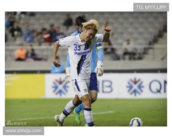 亚冠二级半场拉查武里与大阪钢巴激战至0比0 宇佐美贵史多次制造威胁